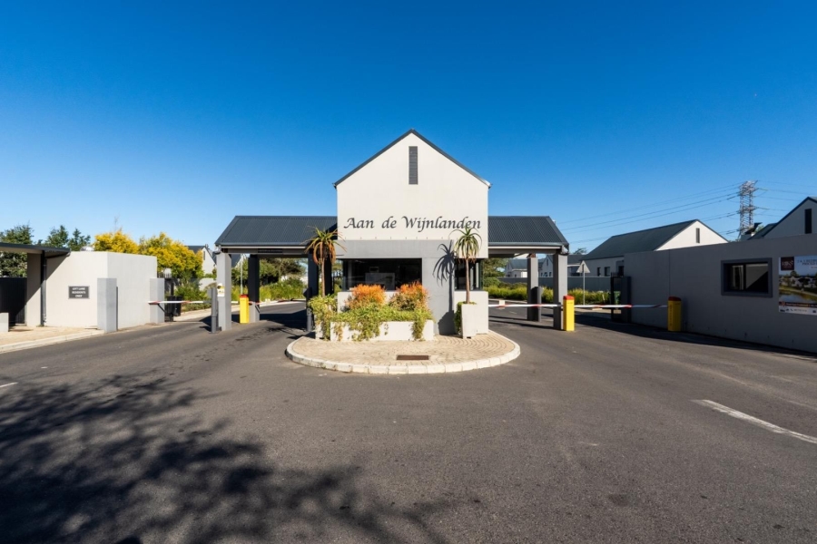To Let 3 Bedroom Property for Rent in Aan de Wijnlanden Western Cape
